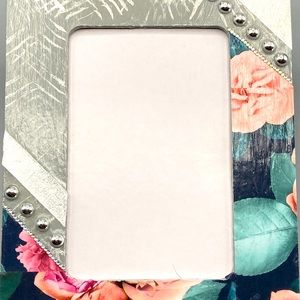 Floral Designed Picture Frame